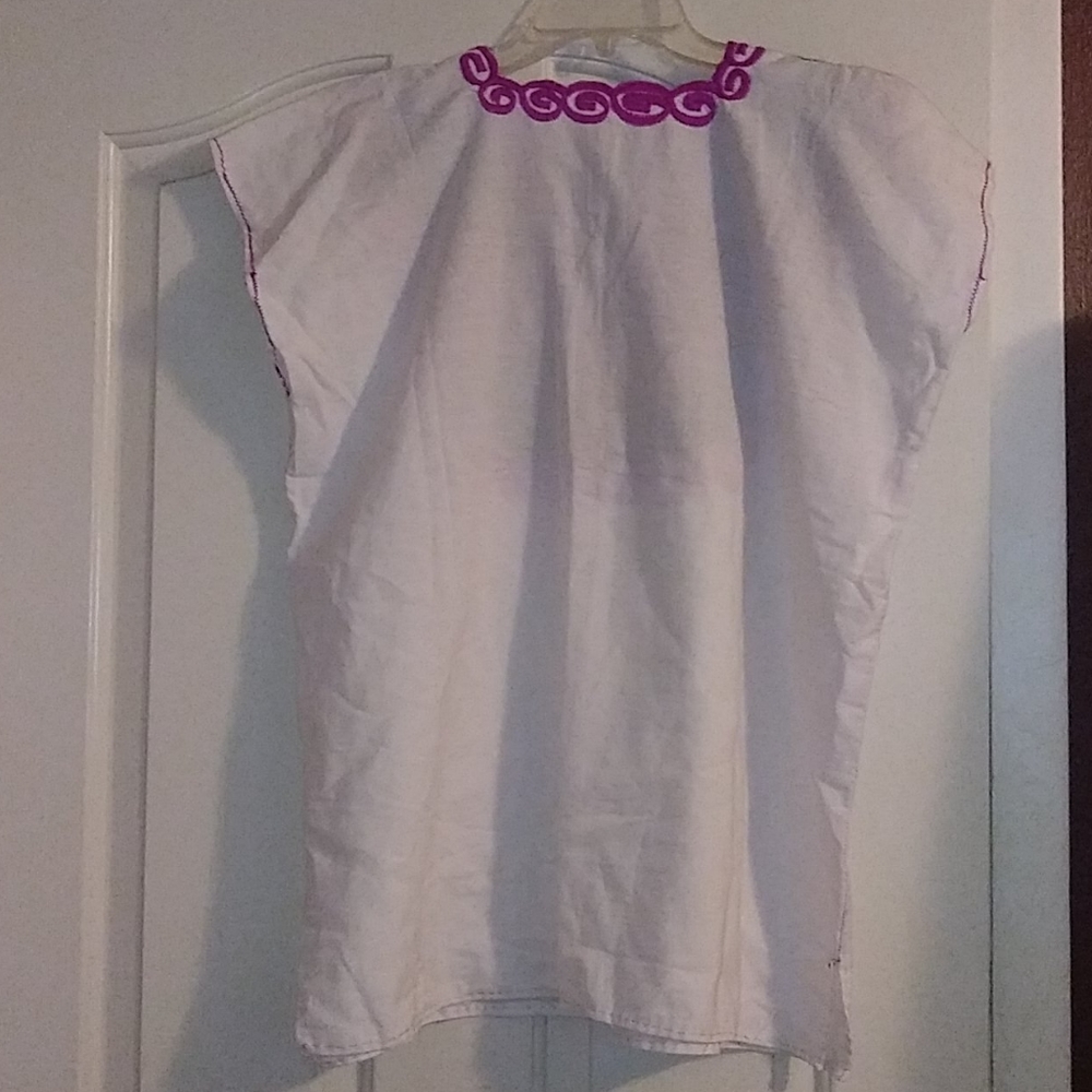 Handmade Blouse - Picture 2 of 3